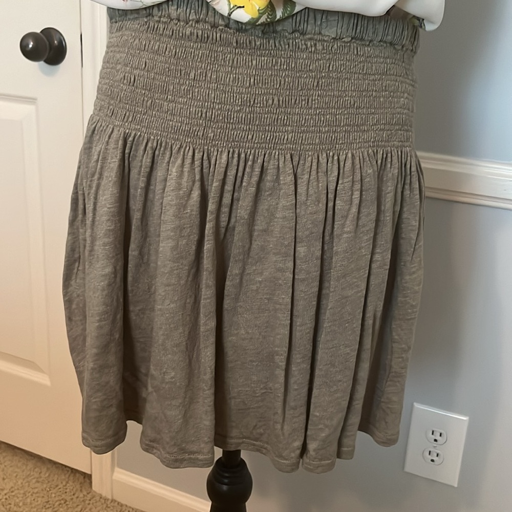 Garnet Hill 100% organic linen skirt